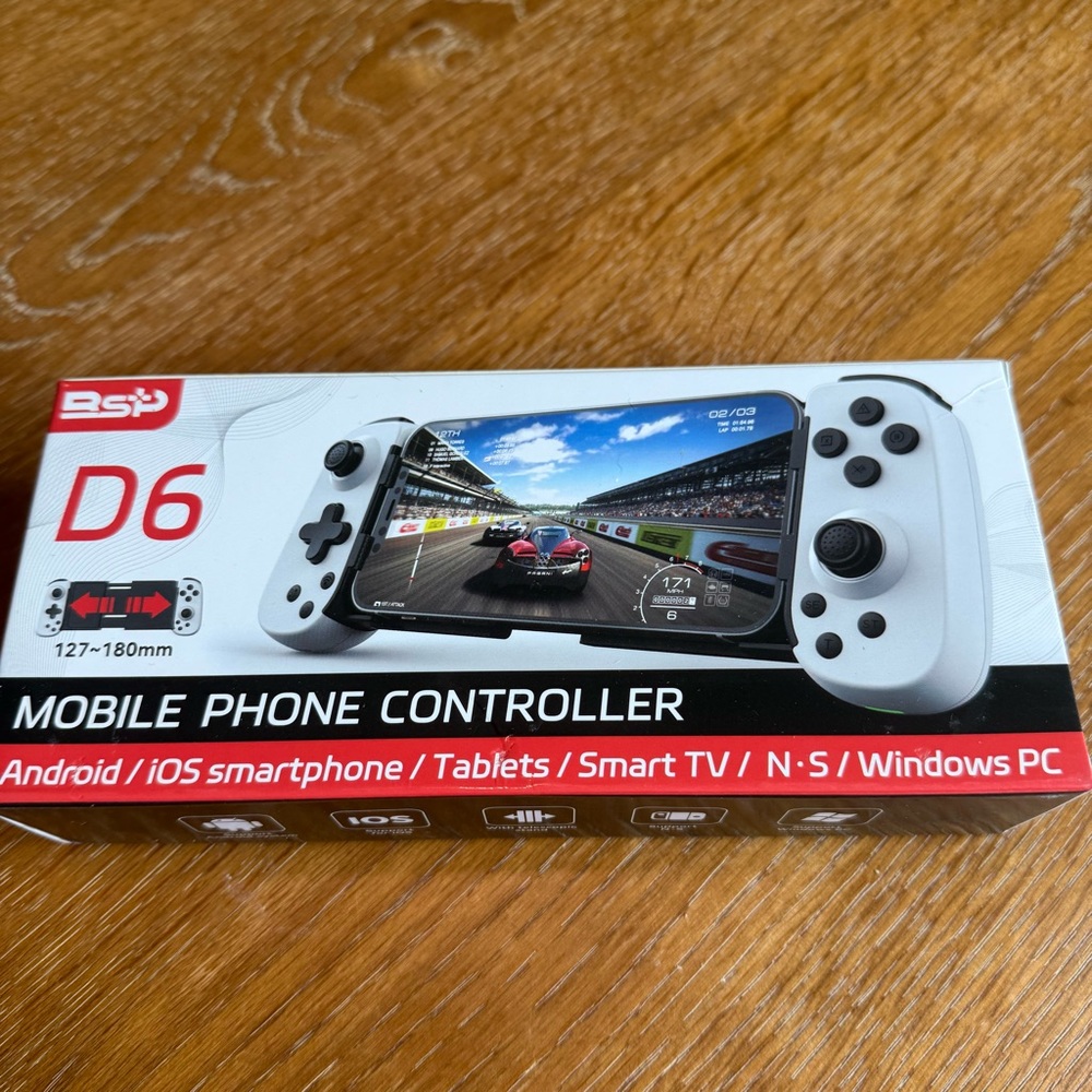 D6 Mobile Phone Controller - Black and White